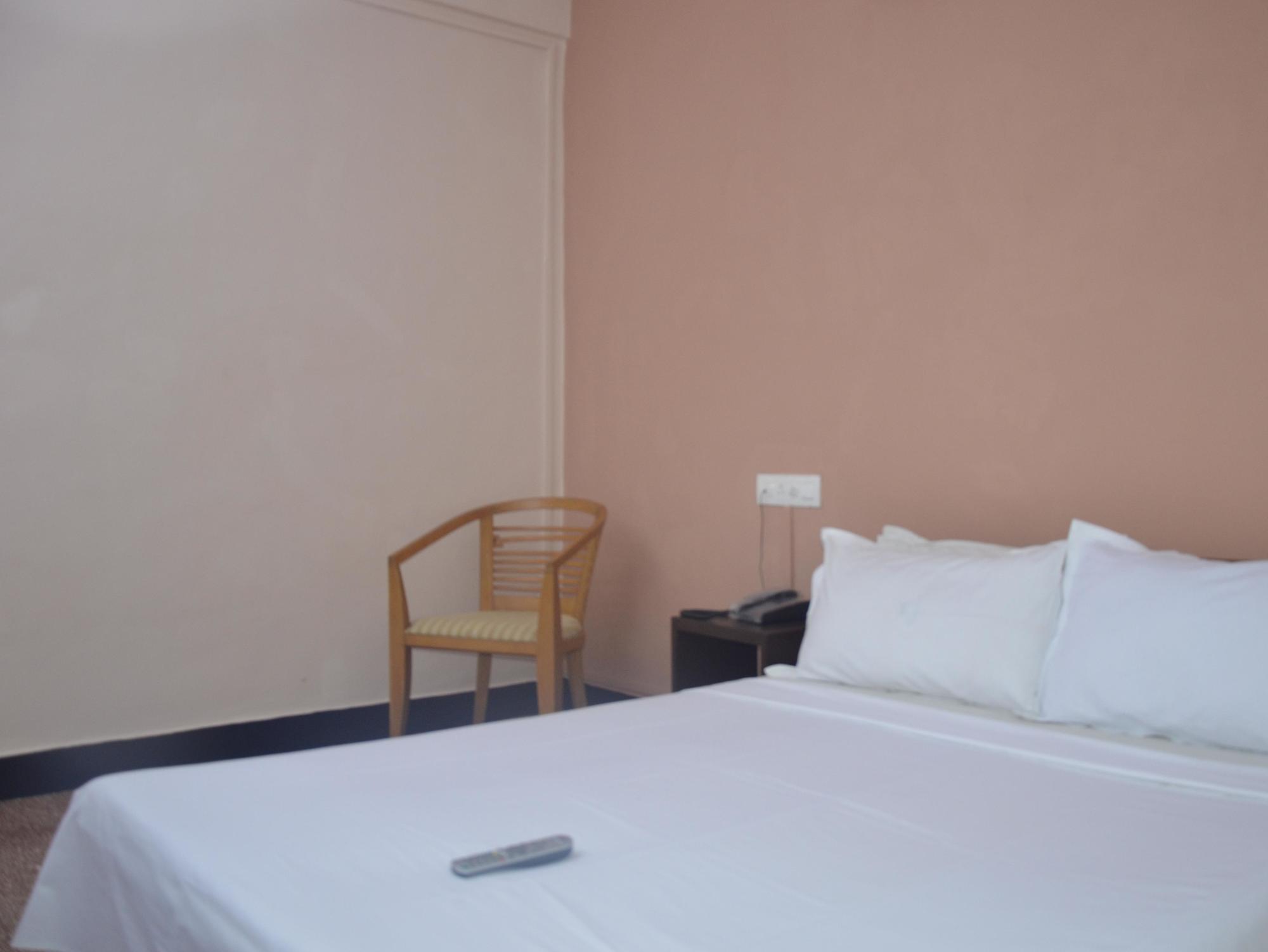 Hotel Ferreira Resort Lonavala Bagian luar foto